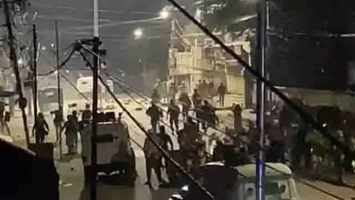 मणिपुर के हिंसा प्रभावित जिले में रात का कर्फ्यू जारी मणिपुर के हिंसा प्रभावित जिले में रात का कर्फ्यू जारी